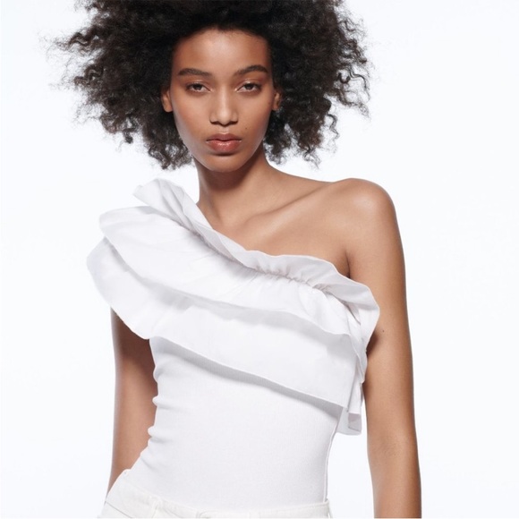 Zara Tops - Zara Ribbed Ruffled Asymmetrical Thong Bodysuit White Size Large New